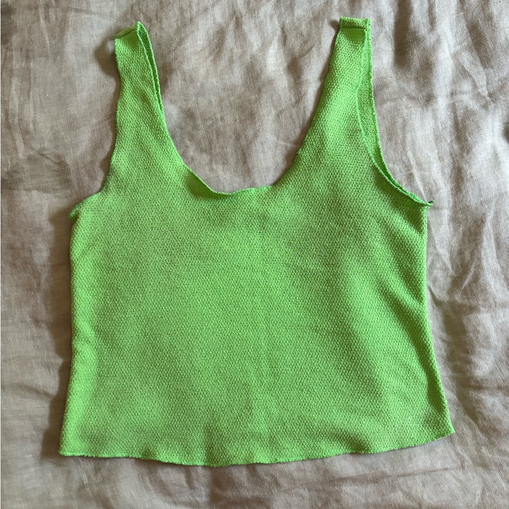 Green cropped Zara tank top - size s